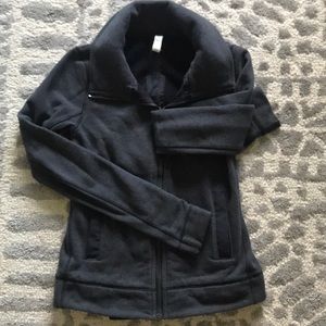 Lululemon size 6 jacket